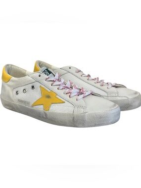 Golden Goose Low-Top White Leather Sneakers with Yellow Star and Heel Patch